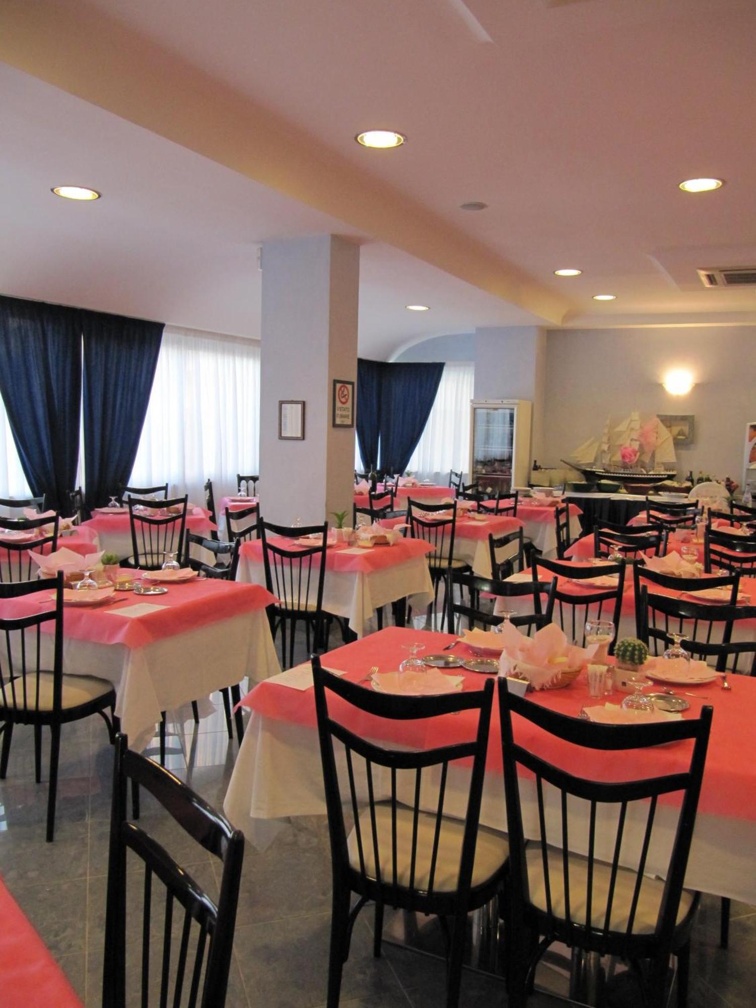 Hotel Monti Ρίμινι Εξωτερικό φωτογραφία